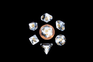 Kości Fanroll - zestaw 7 mini kostek Marble with Gold Numbers (10mm)