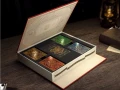 hraci-karty-harry-potter-boxed-set-5-balicku-samootviraci-krabicka-652-1280w.webp