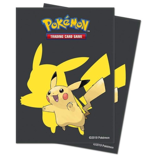 protektory-ultra-pro-standard-ccg-2019-pikachu-65-szt.jpg