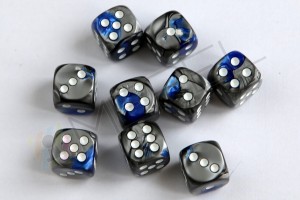 Kości Chessex - kostka k6 12mm Gemini Blue-Steel/white