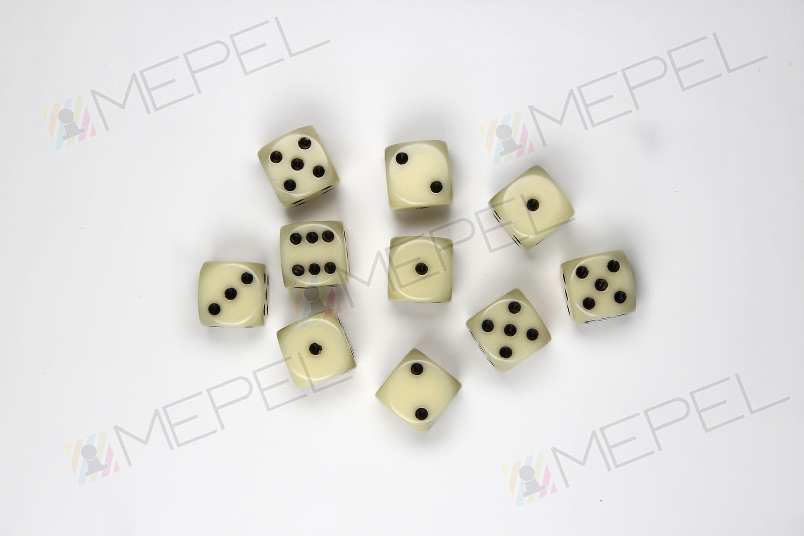 Kości Chessex - kostka k6 12mm Opaque Ivory/black