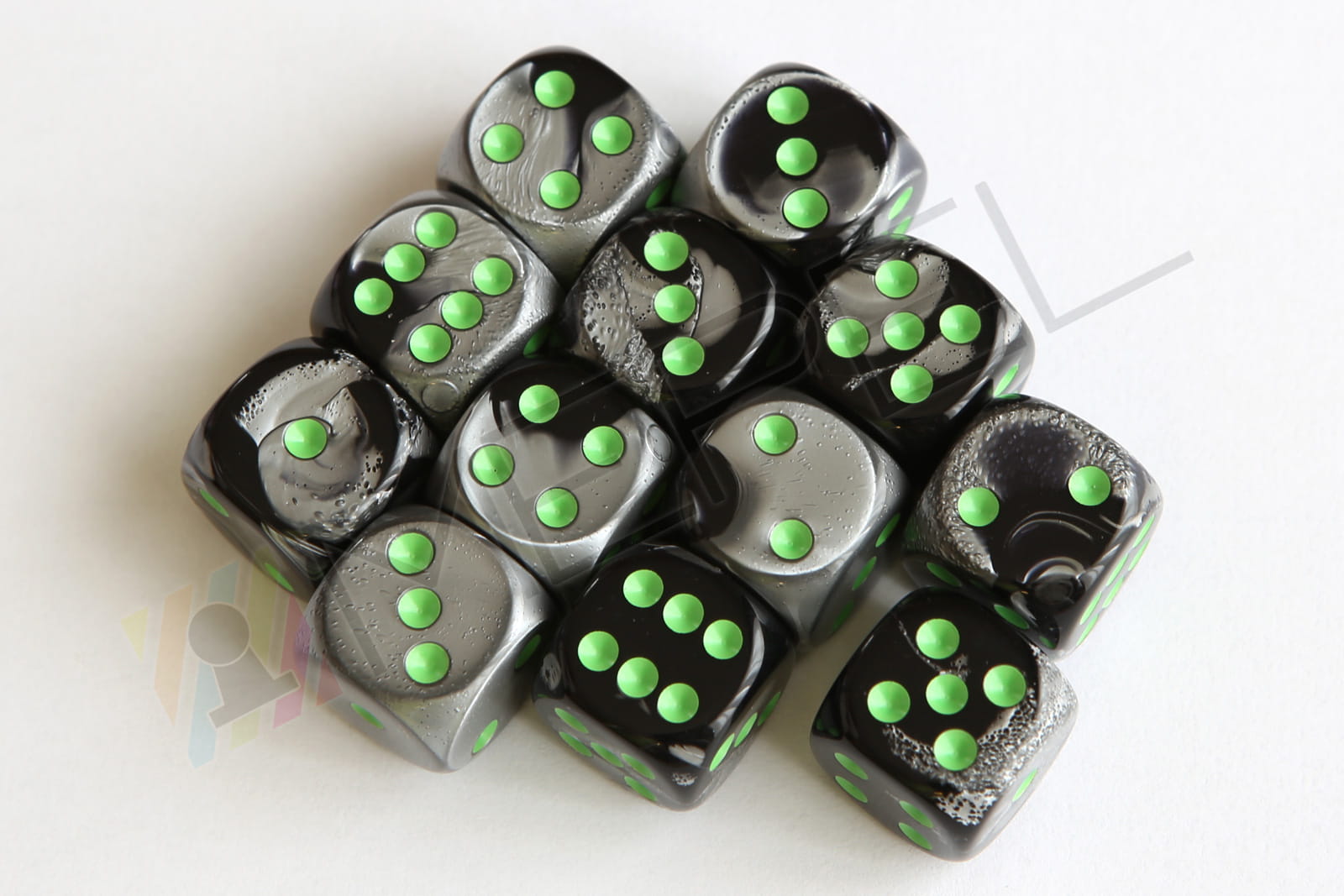 Chessex D6 16mm Gemini Black-Gray/Green die
