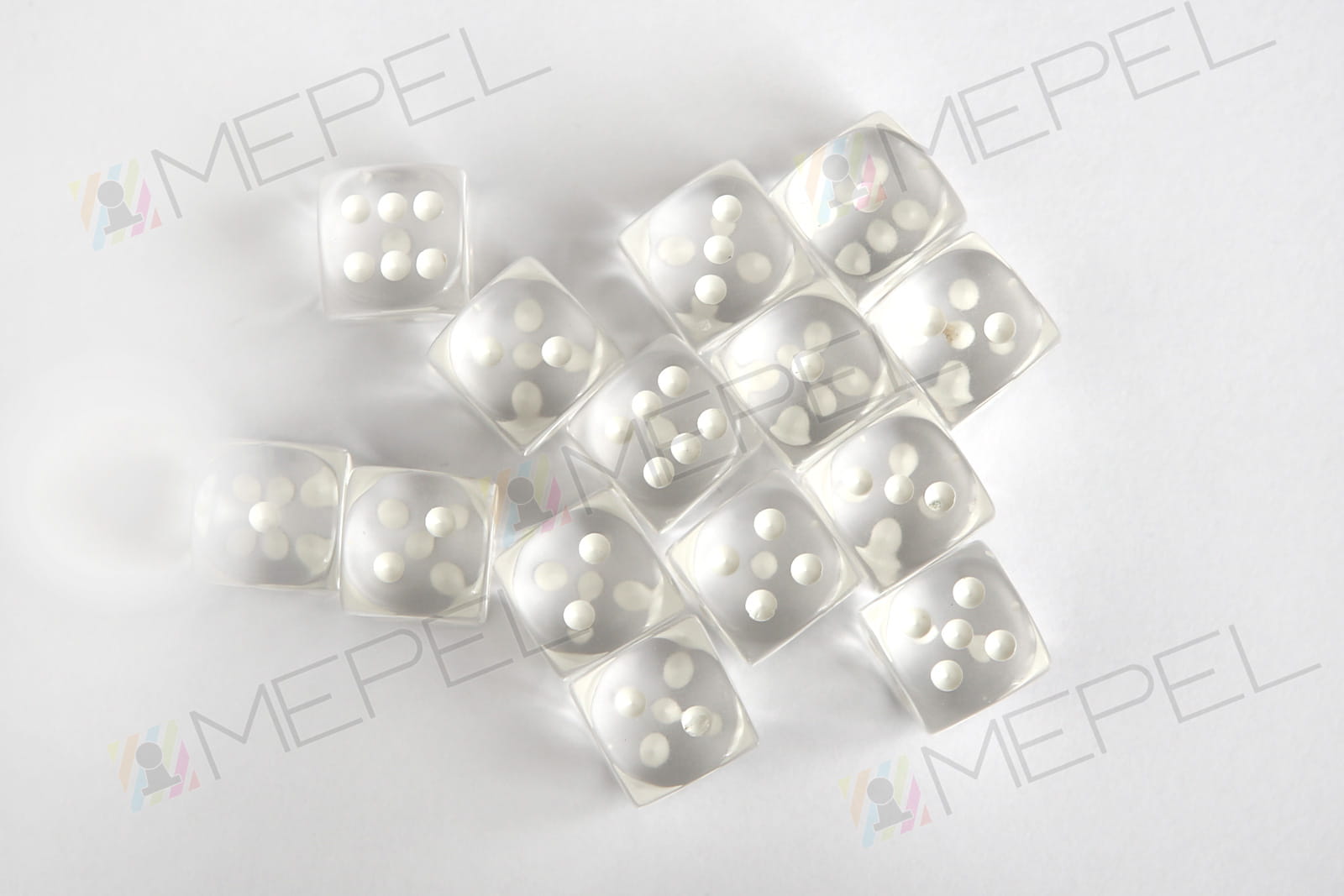 Chessex D6 12mm Translucent Clear/white die