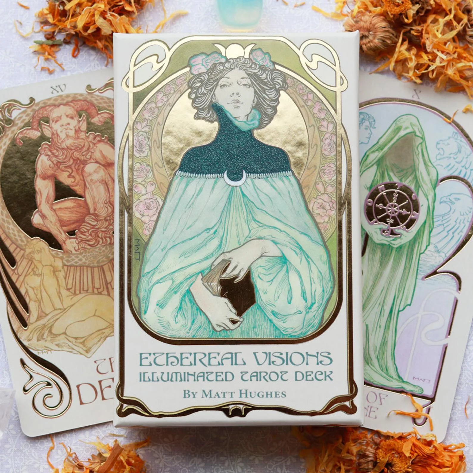 Tarot cards: Ethereal Visions - Illuminated