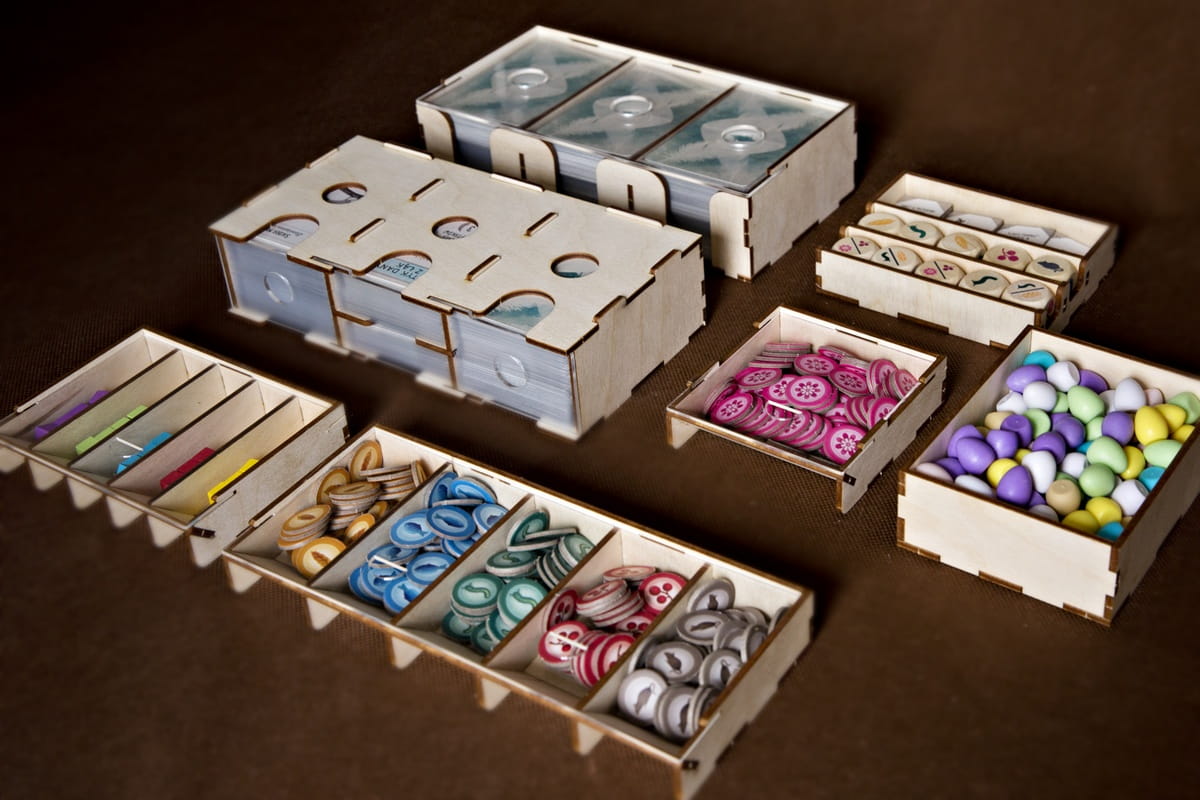 reDrewno: Insert for Wingspan with expansions