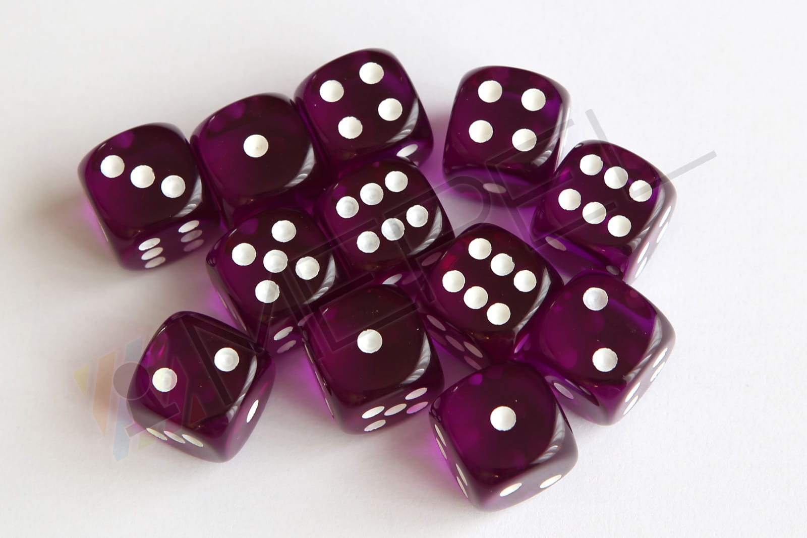 Chessex D6 16mm Translucent Purple/white die
