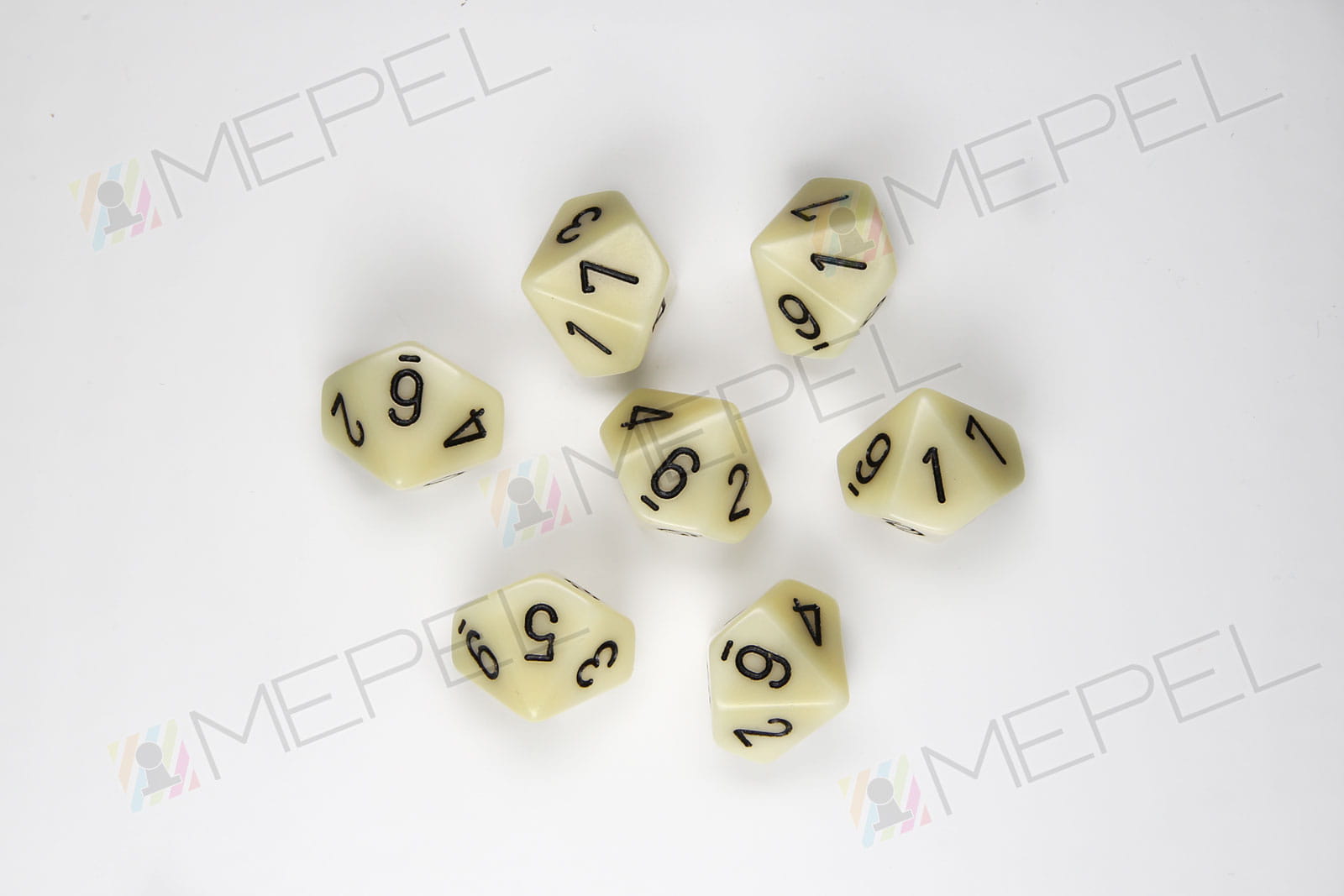 Kości Chessex - kostka k10 Opaque Ivory/black