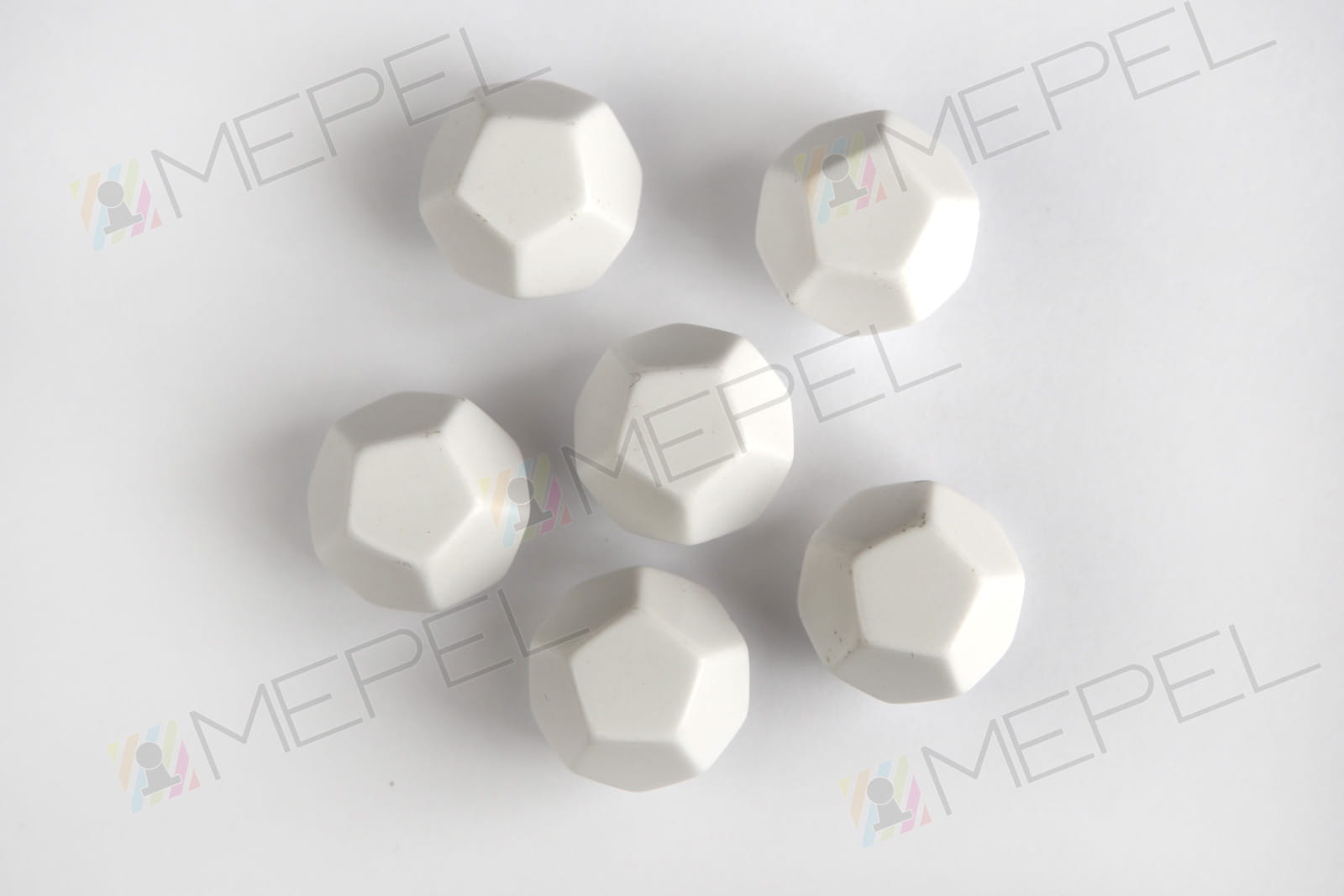 Kości Chessex - czysta kostka k12 White