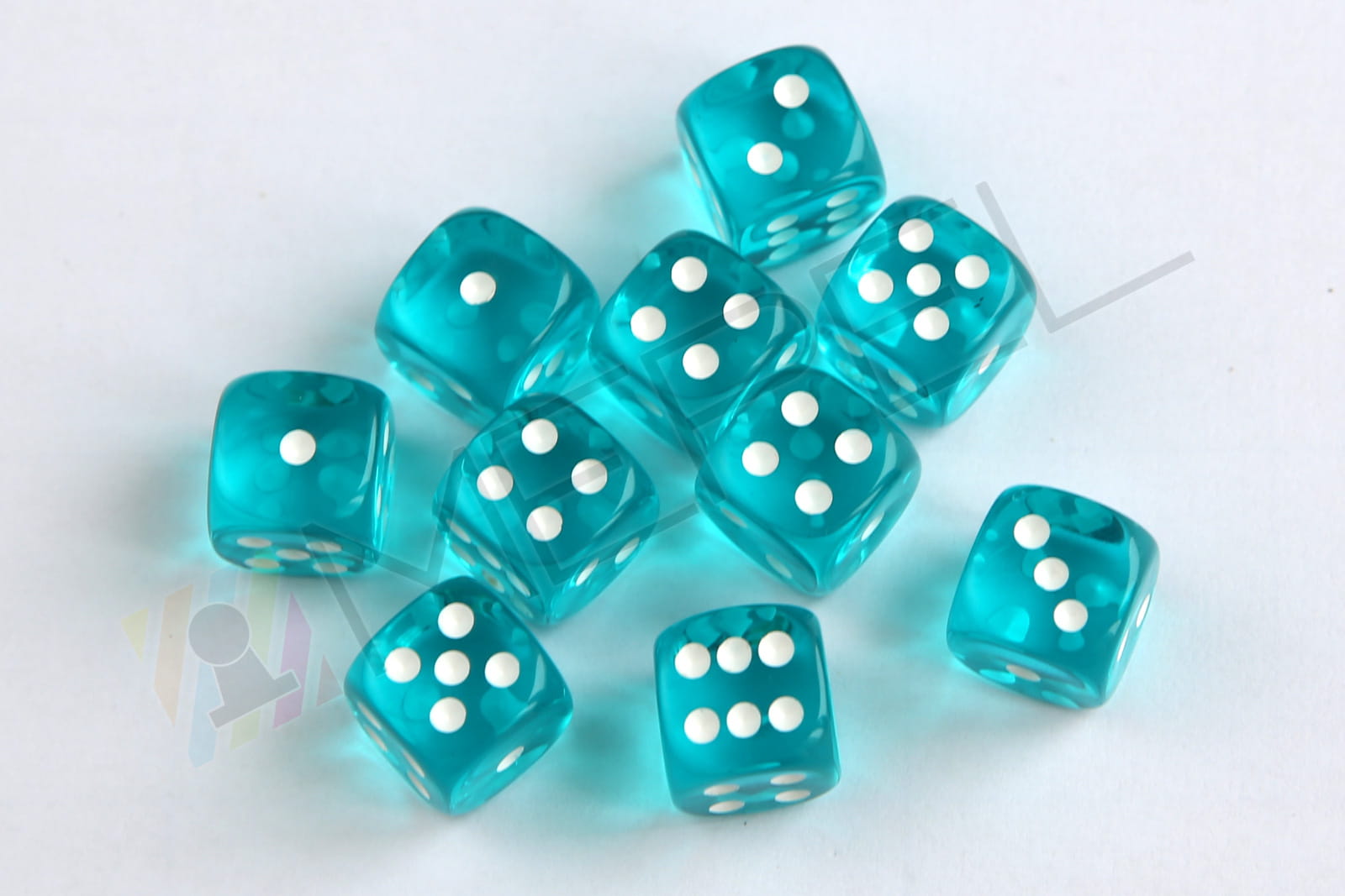 Kości Chessex - kostka k6 12mm Translucent Teal/white