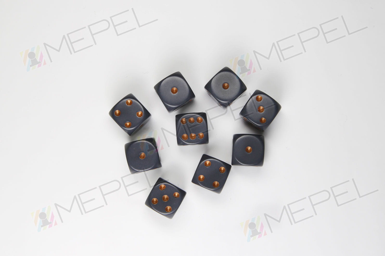 Kości Chessex - kostka k6 12mm Opaque Dark Grey/copper