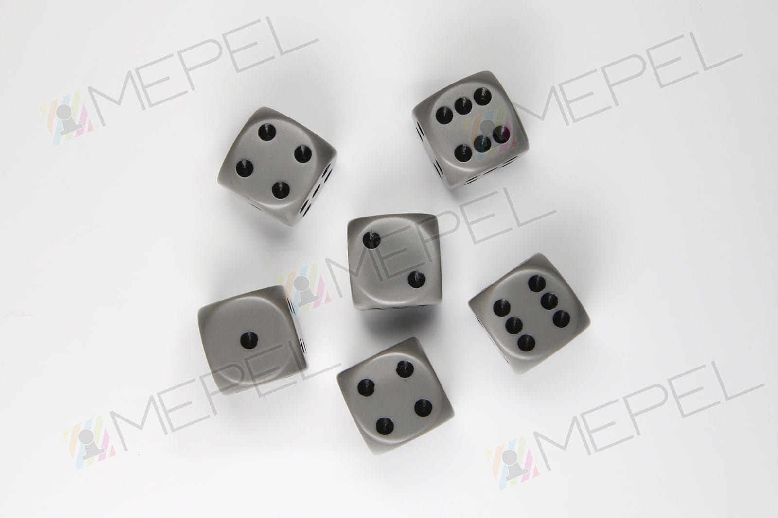 Kości Chessex - kostka k6 16mm Opaque Grey/black